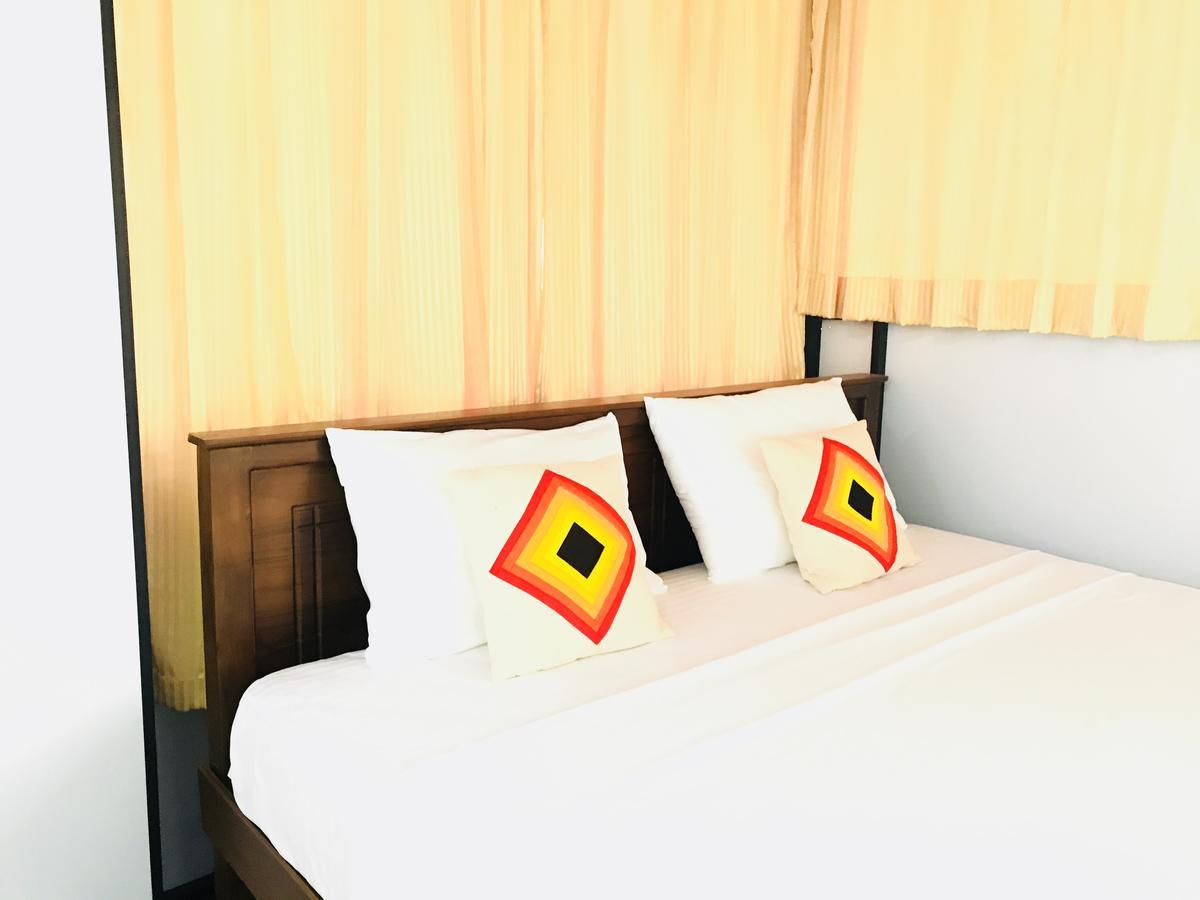 Lake City Resort Anuradhapura Dış mekan fotoğraf