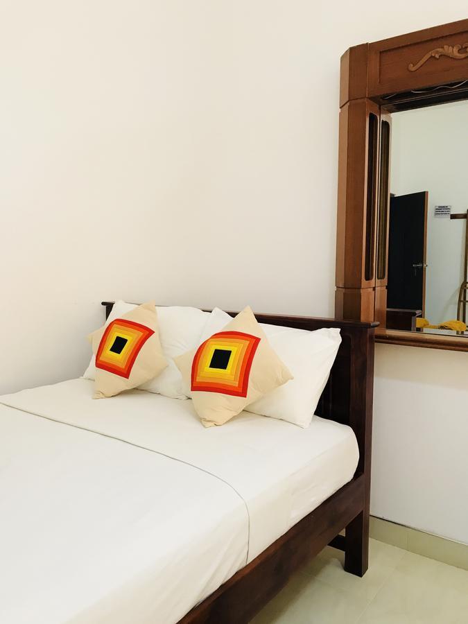 Lake City Resort Anuradhapura Dış mekan fotoğraf