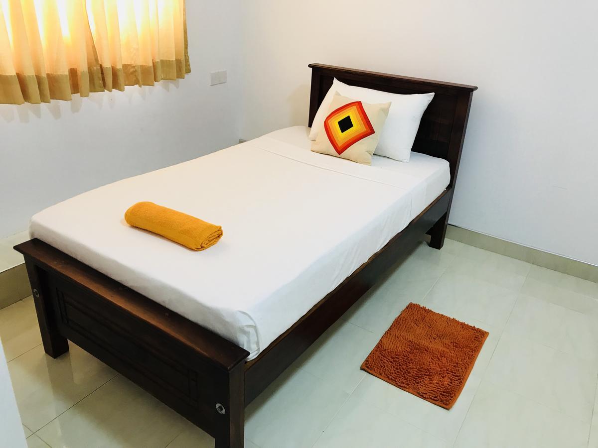 Lake City Resort Anuradhapura Dış mekan fotoğraf