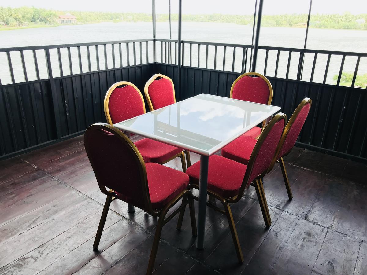 Lake City Resort Anuradhapura Dış mekan fotoğraf