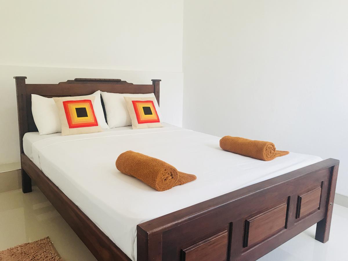 Lake City Resort Anuradhapura Dış mekan fotoğraf