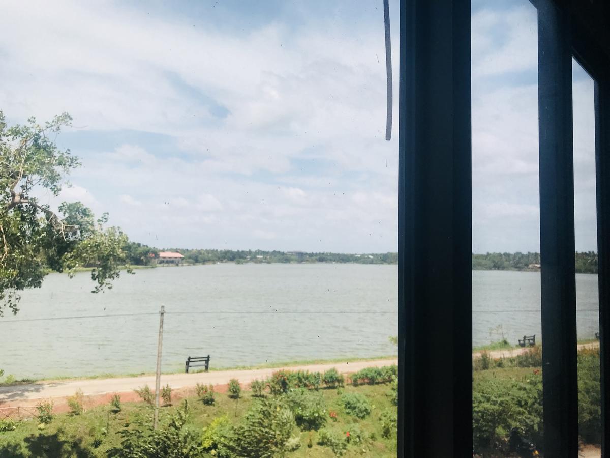 Lake City Resort Anuradhapura Dış mekan fotoğraf