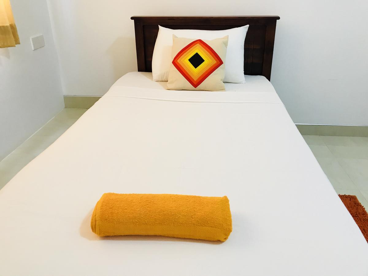 Lake City Resort Anuradhapura Dış mekan fotoğraf